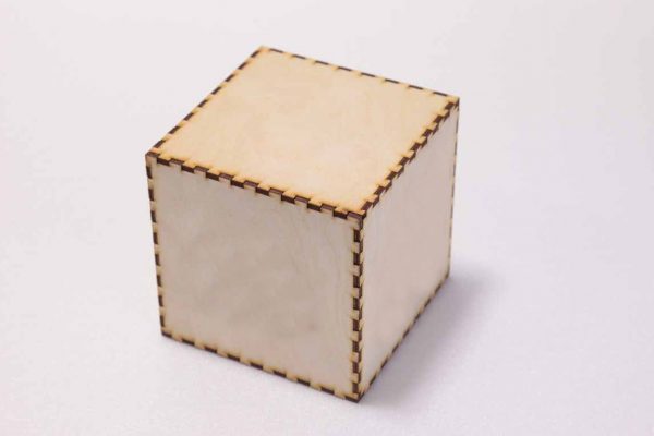 Fa kocka doboz