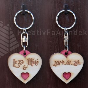 LOVE - Fa kulcstartó