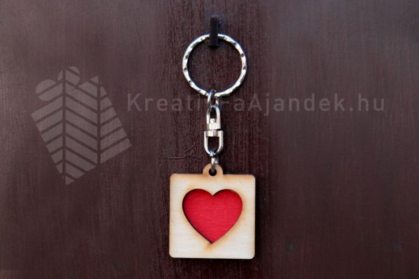 Szíves - Fa kulcstartó