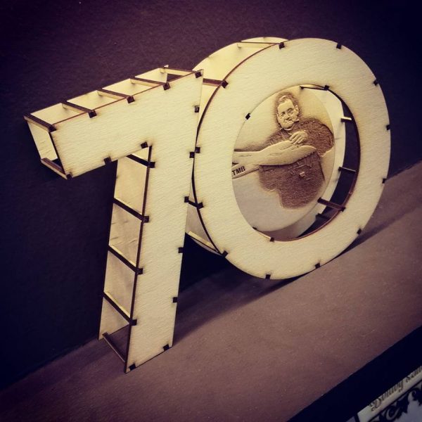 Számok kerek évfordulóra fotóval gravírozva - Image 7