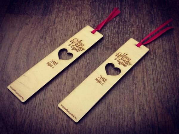 Fa könyvjelző Anyák napjára