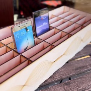 Iskolai mobiltelefon tartó 36 férőhelyes